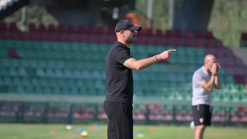 Ternana salta Lisuzzo, arriva Barilari: cambia la panchina rossoverde