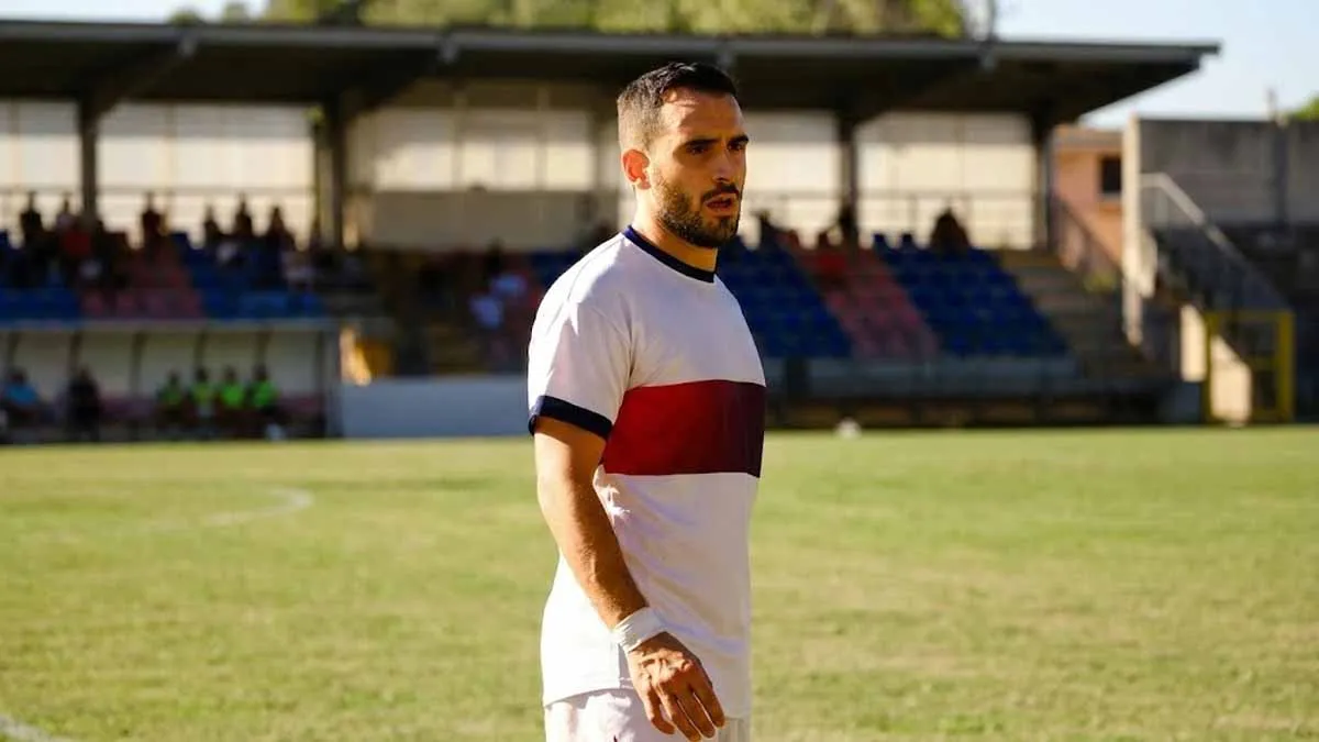 Radicchi cala il poker, poi dipinge calcio: Valfabbrica ai suoi piedi